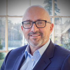 Stephen Scott