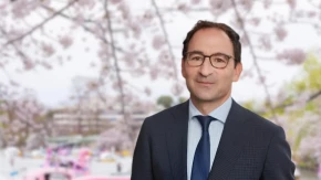 Blackstone lines up $30 billion Japan AI data centre push