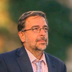 Enrique González