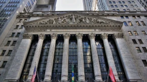 Csquare valued at $3.2 billion following NYSE IPO