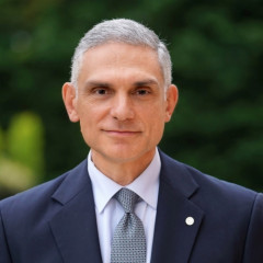 Dr. Kyriacos Sabatakakis